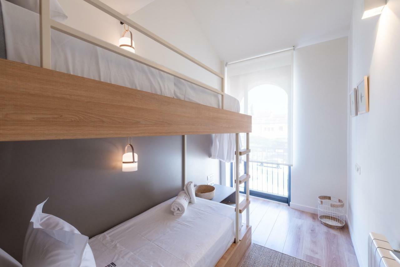 Petit Luxe Tobella Esquerra Lejlighed Terrassa Eksteriør billede