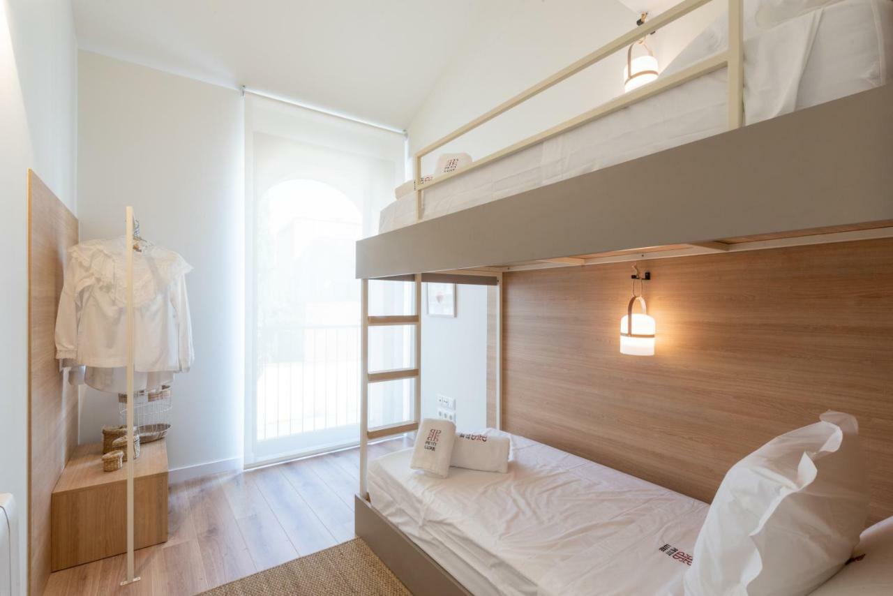 Petit Luxe Tobella Esquerra Lejlighed Terrassa Eksteriør billede